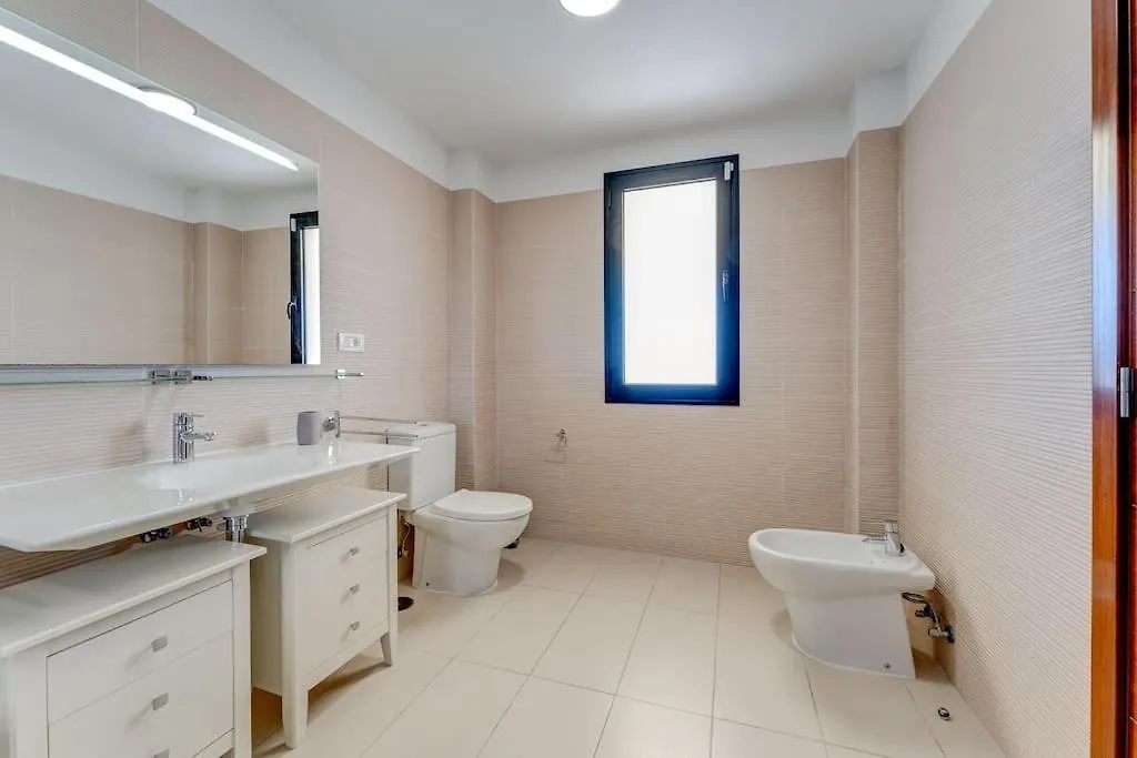 Tajinaste Villa 아데제